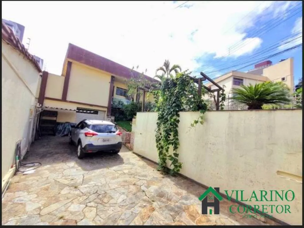 Casa à venda e aluguel com 4 quartos, 200m² - Foto 1