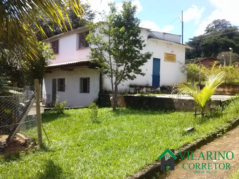 Fazenda à venda com 2 quartos, 180m² - Foto 4