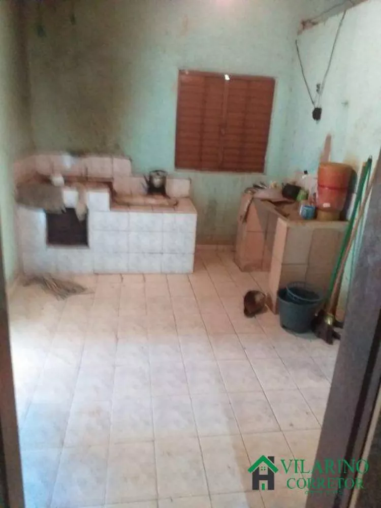 Fazenda à venda com 3 quartos, 80m² - Foto 1