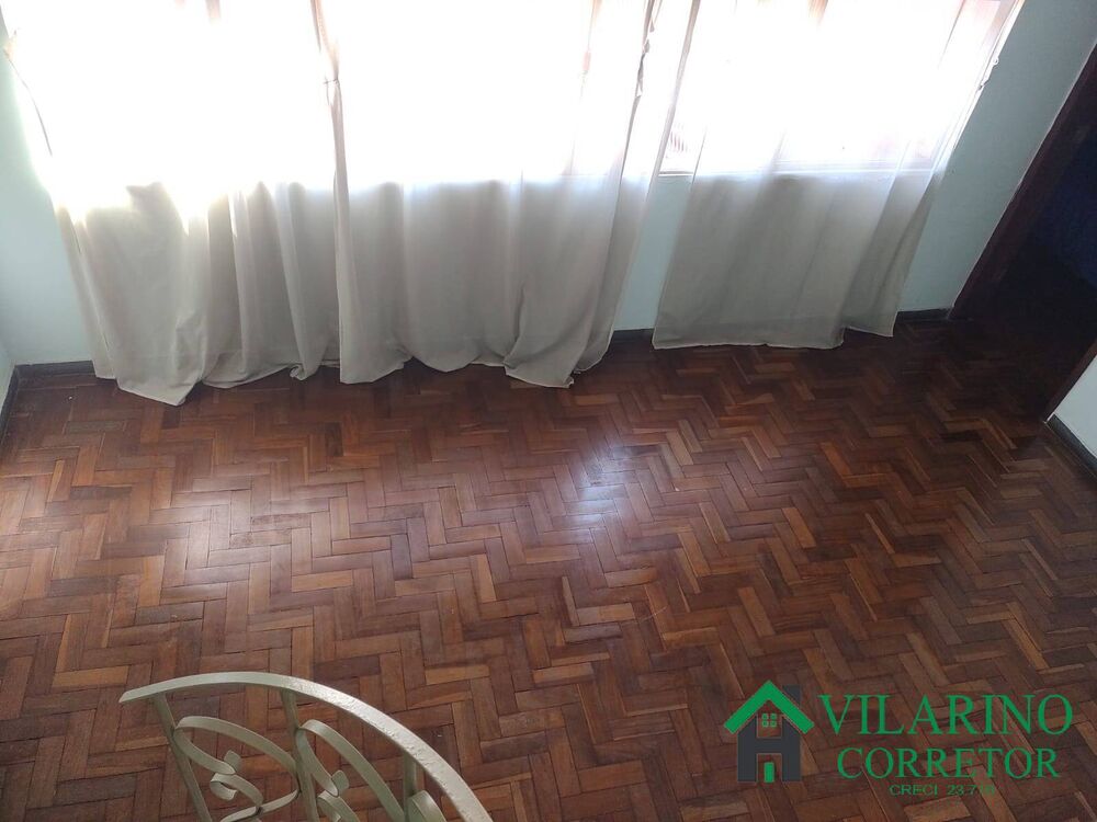 Casa à venda com 5 quartos, 217m² - Foto 6