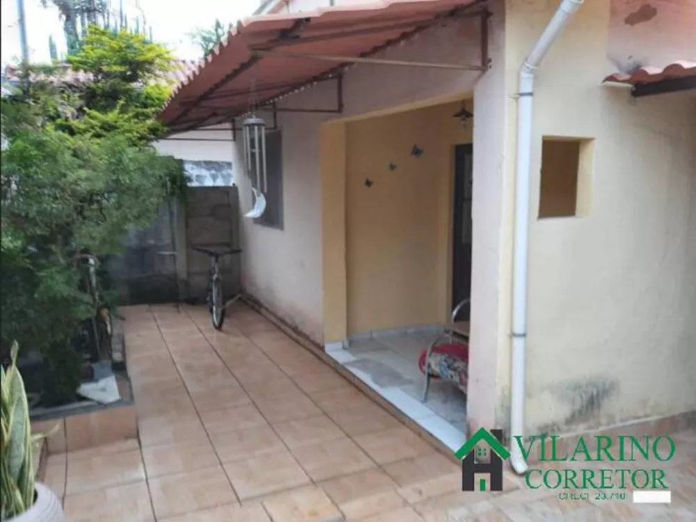 Casa à venda com 3 quartos, 170m² - Foto 2