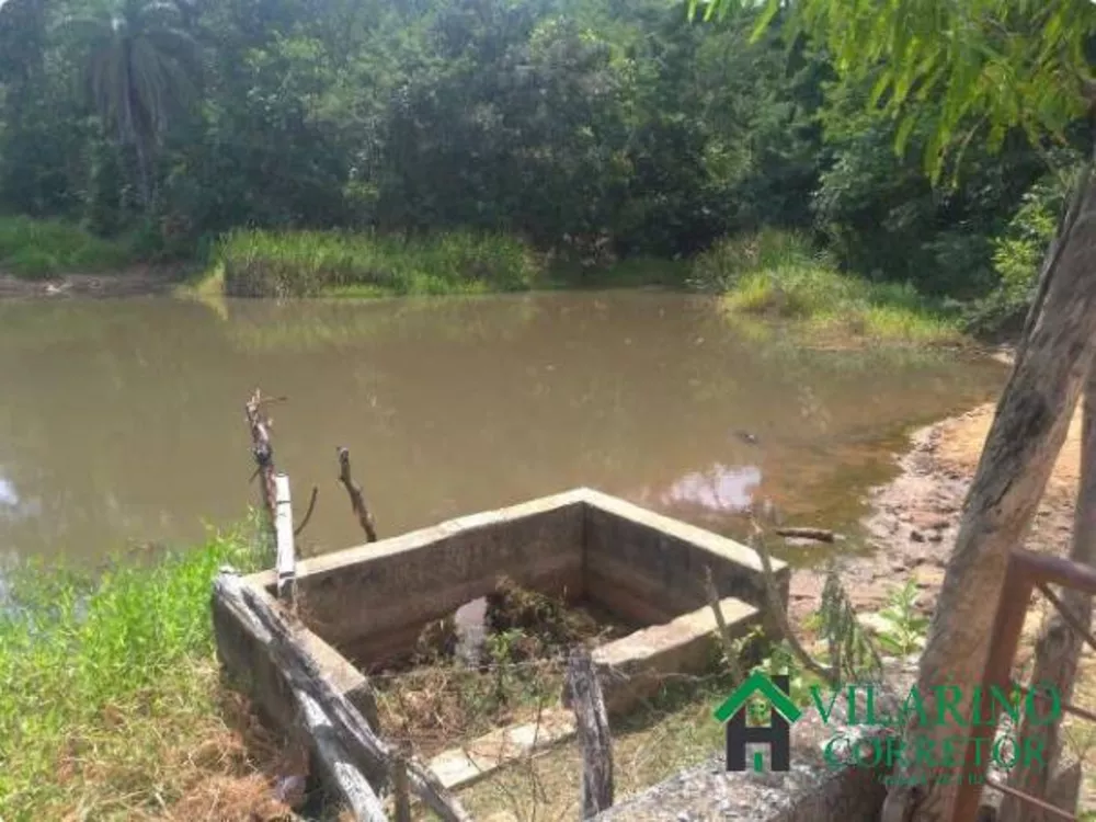 Fazenda à venda com 4 quartos, 200m² - Foto 2