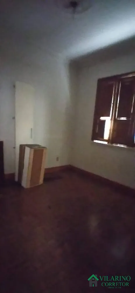 Casa, 3 quartos, 226 m² - Foto 1