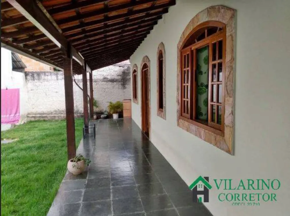 Casa, 3 quartos, 222 m² - Foto 2