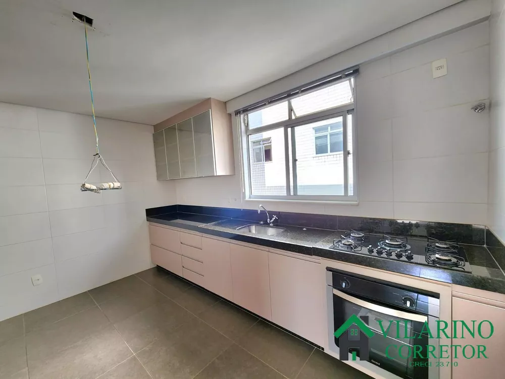 Apartamento à venda com 3 quartos, 178m² - Foto 3