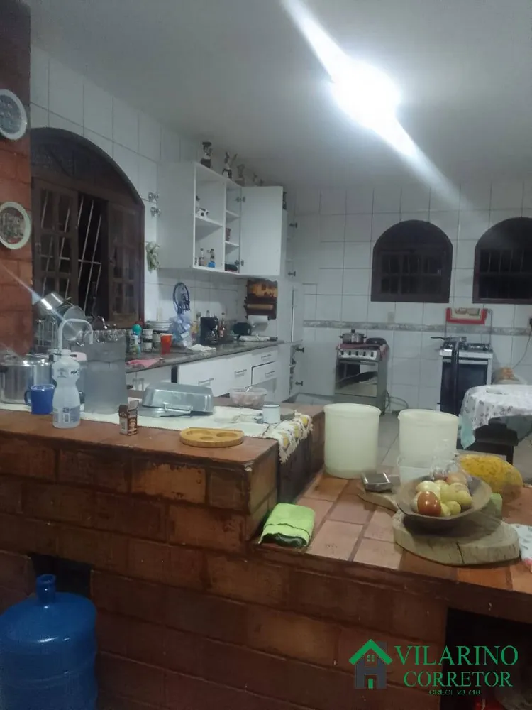 Casa, 4 quartos, 250 m² - Foto 1
