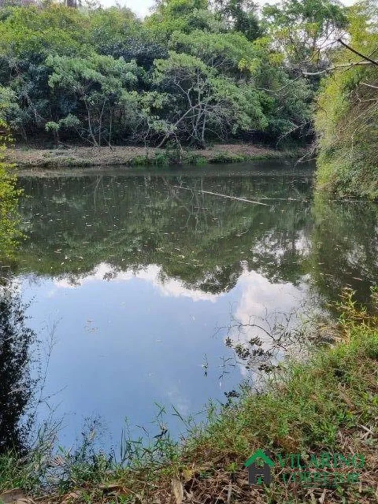 Fazenda à venda com 8 quartos, 500m² - Foto 2