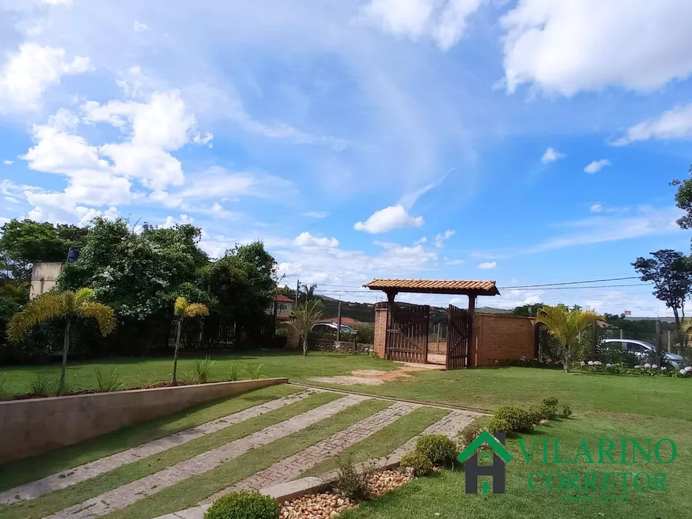 Fazenda à venda com 4 quartos, 420m² - Foto 2