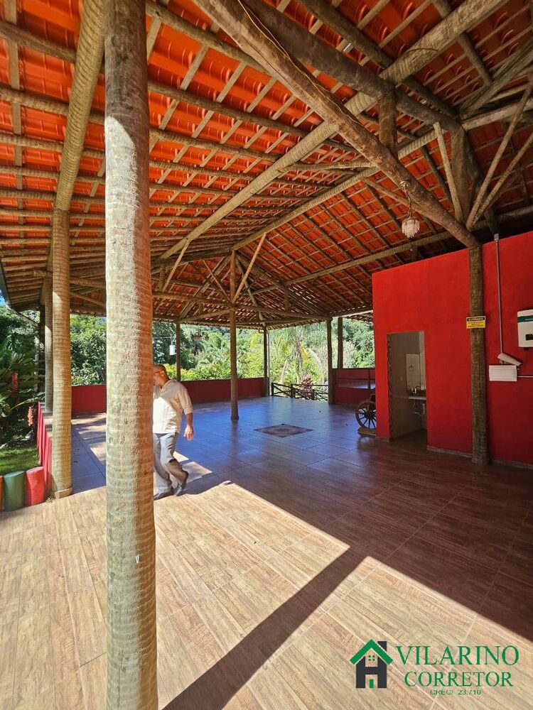 Sítio à venda com 6 quartos, 1000m² - Foto 2