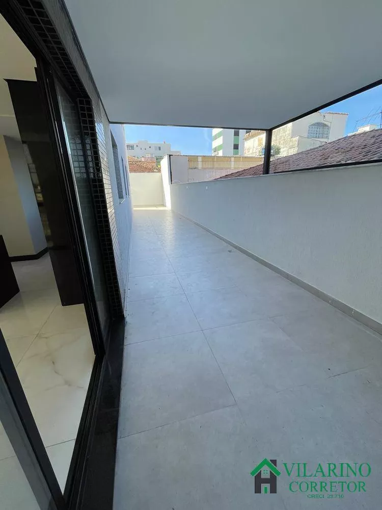 Apartamento à venda com 3 quartos, 200m² - Foto 2