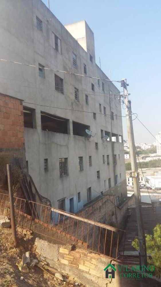 Prédio Inteiro à venda com 10 quartos, 900m² - Foto 2