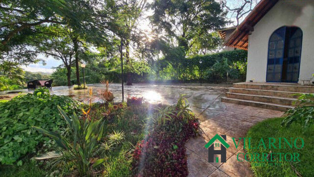 Sítio, 4 quartos, 5000 m² - Foto 1