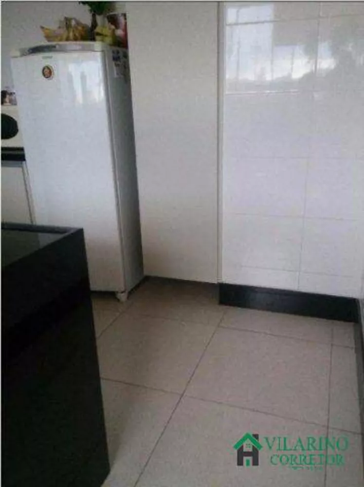 Apartamento à venda com 3 quartos, 99m² - Foto 3