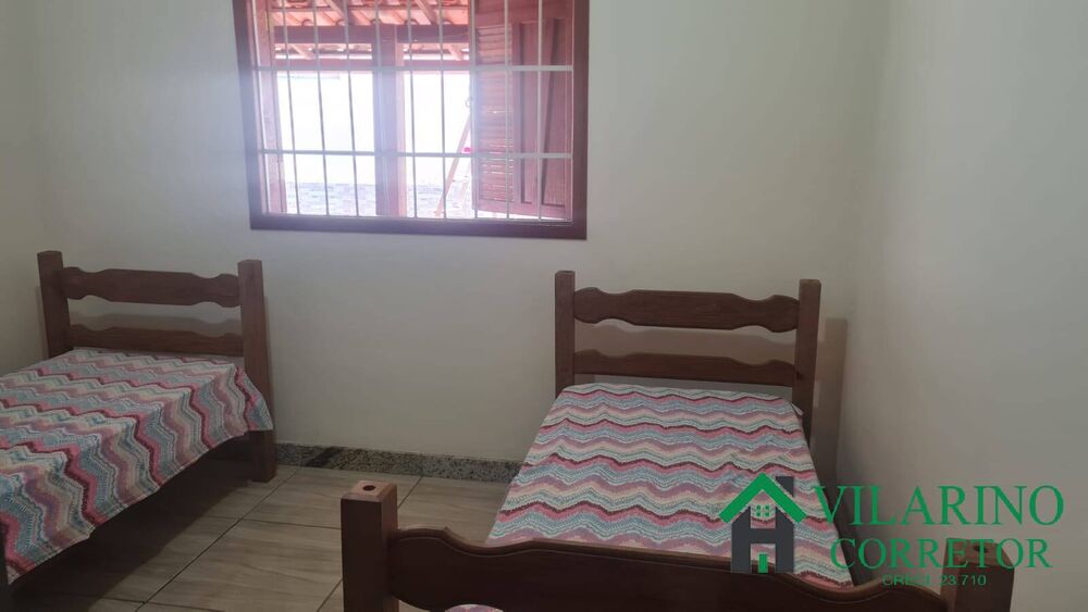 Chácara à venda com 3 quartos, 200m² - Foto 3