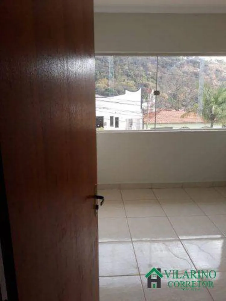 Casa, 7 quartos, 468 m² - Foto 4