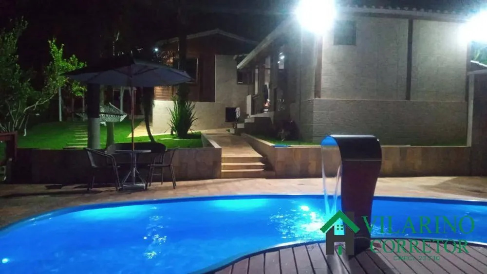 Casa, 3 quartos, 220 m² - Foto 1