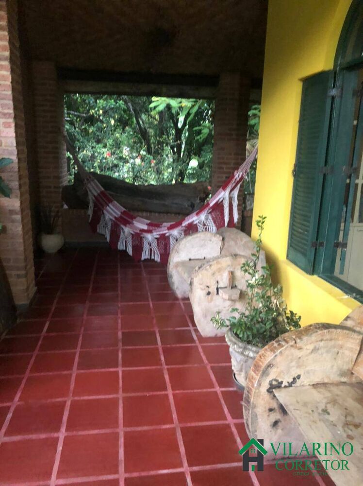 Sítio à venda com 4 quartos, 200m² - Foto 2