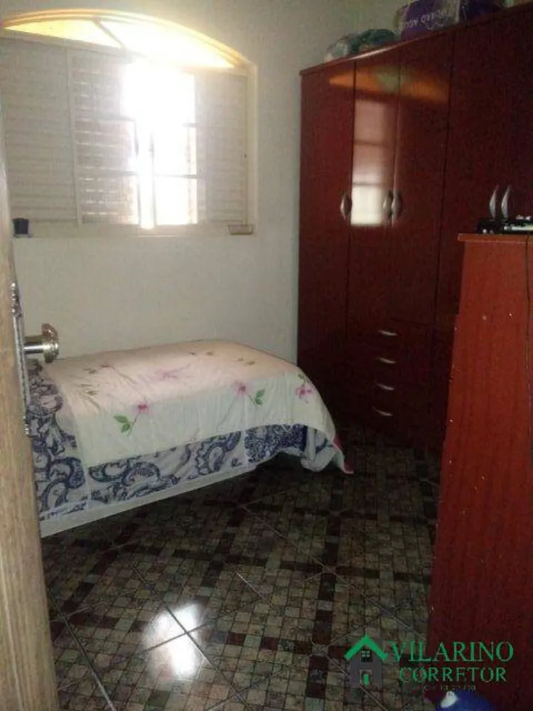 Casa, 5 quartos, 223 m² - Foto 3