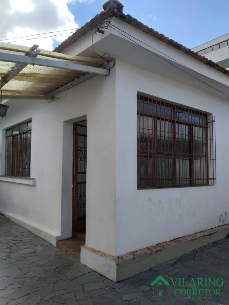 Casa, 6 quartos, 210 m² - Foto 3
