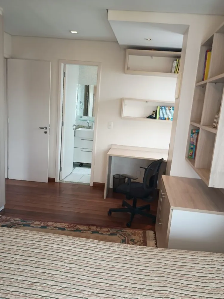 Apartamento, 3 quartos, 216 m² - Foto 12