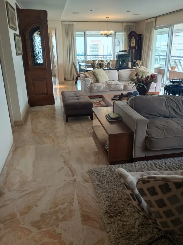 Apartamento, 3 quartos, 216 m² - Foto 1