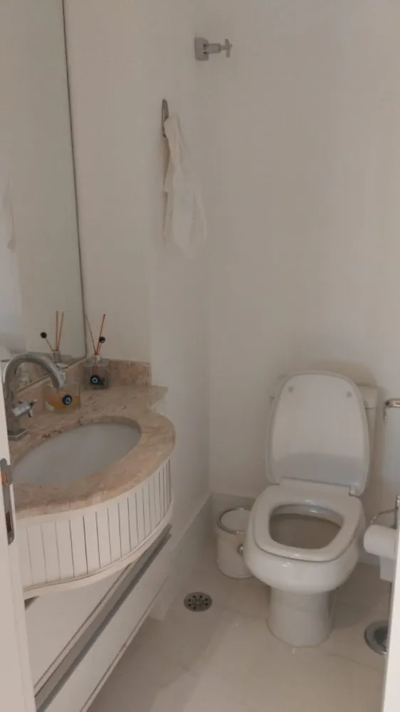 Apartamento, 3 quartos, 245 m² - Foto 2