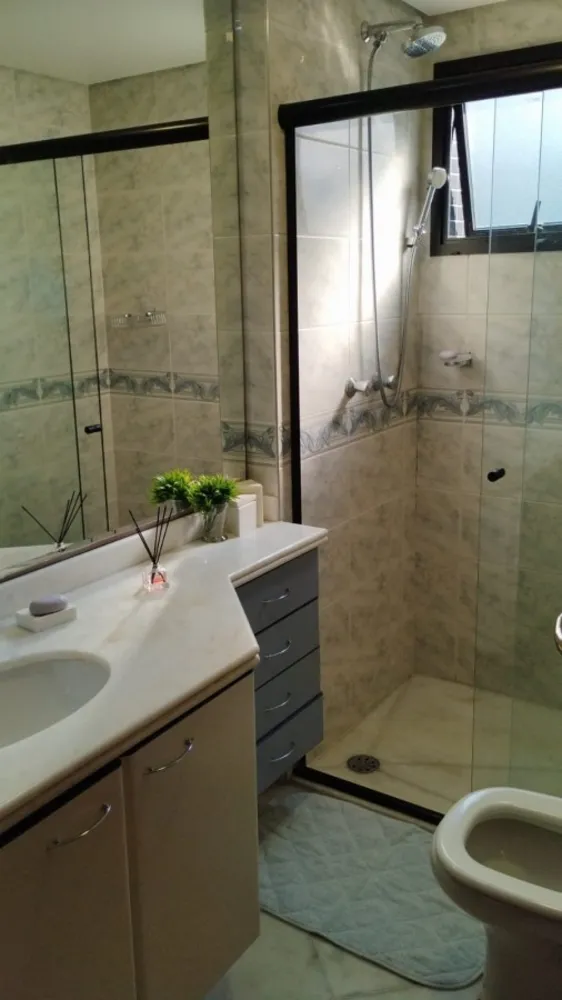 Apartamento, 3 quartos, 200 m² - Foto 2