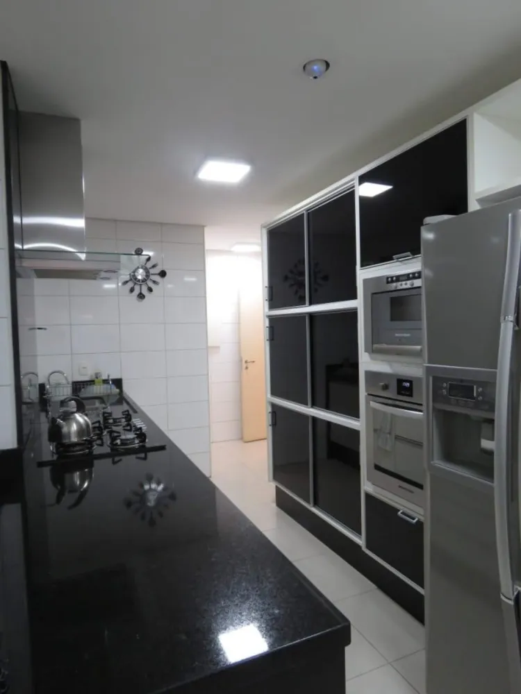 Apartamento, 4 quartos, 245 m² - Foto 5