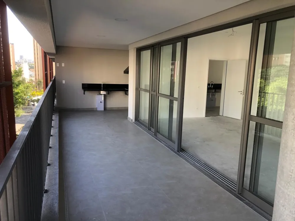 Apartamento, 3 quartos, 184 m² - Foto 1