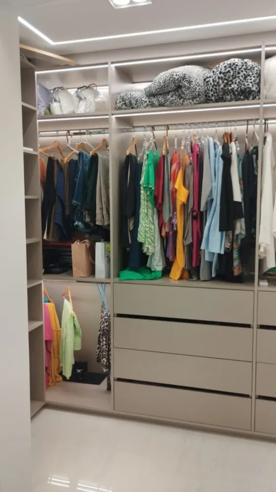 Apartamento, 3 quartos, 245 m² - Foto 3