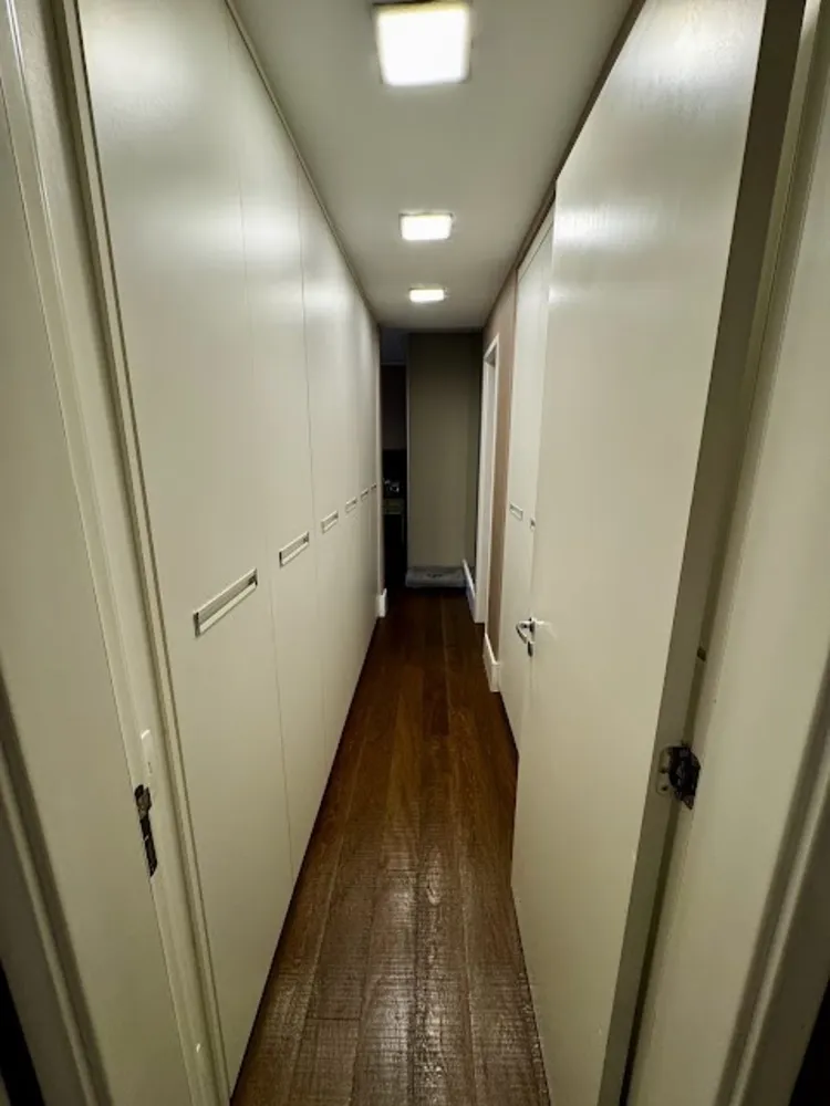 Apartamento, 3 quartos, 198 m² - Foto 1