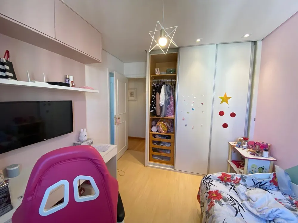 Apartamento, 3 quartos, 160 m² - Foto 1