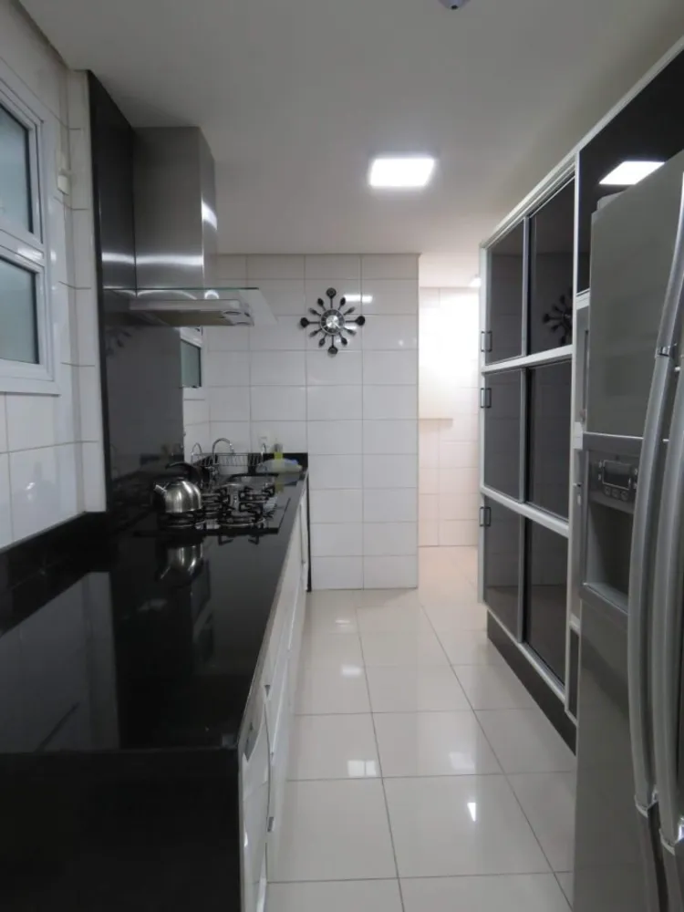 Apartamento, 4 quartos, 245 m² - Foto 6