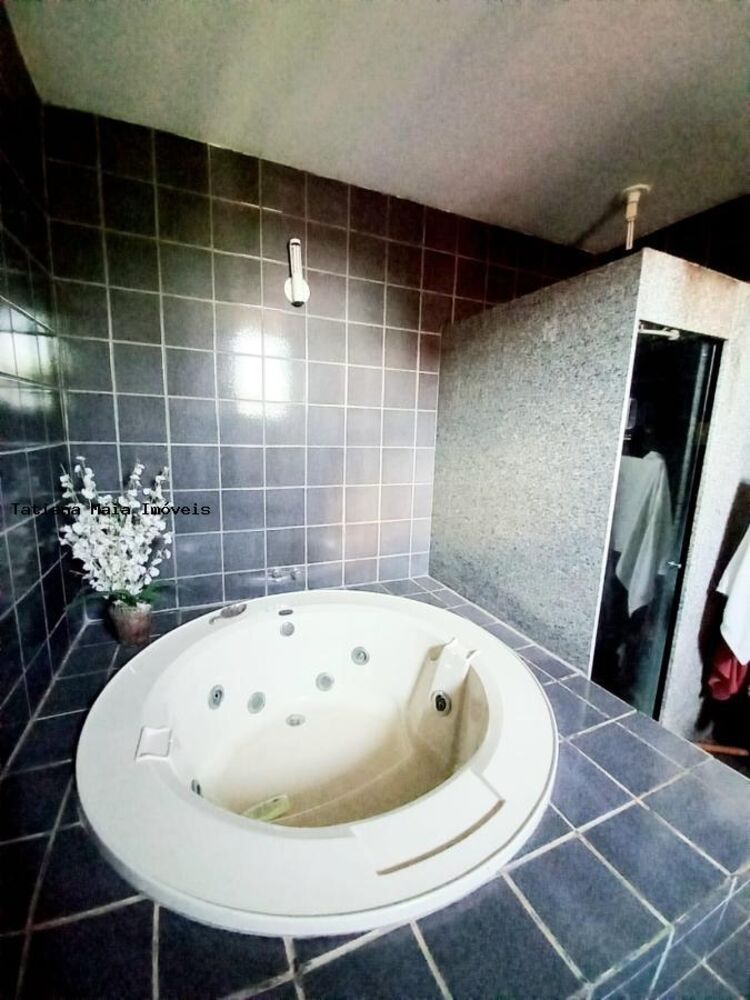 Casa à venda com 4 quartos, 420m² - Foto 14