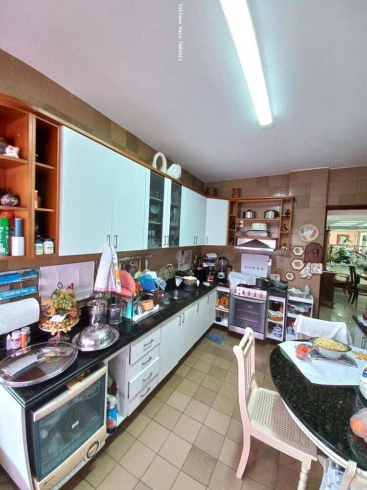 Apartamento à venda com 3 quartos, 140m² - Foto 8