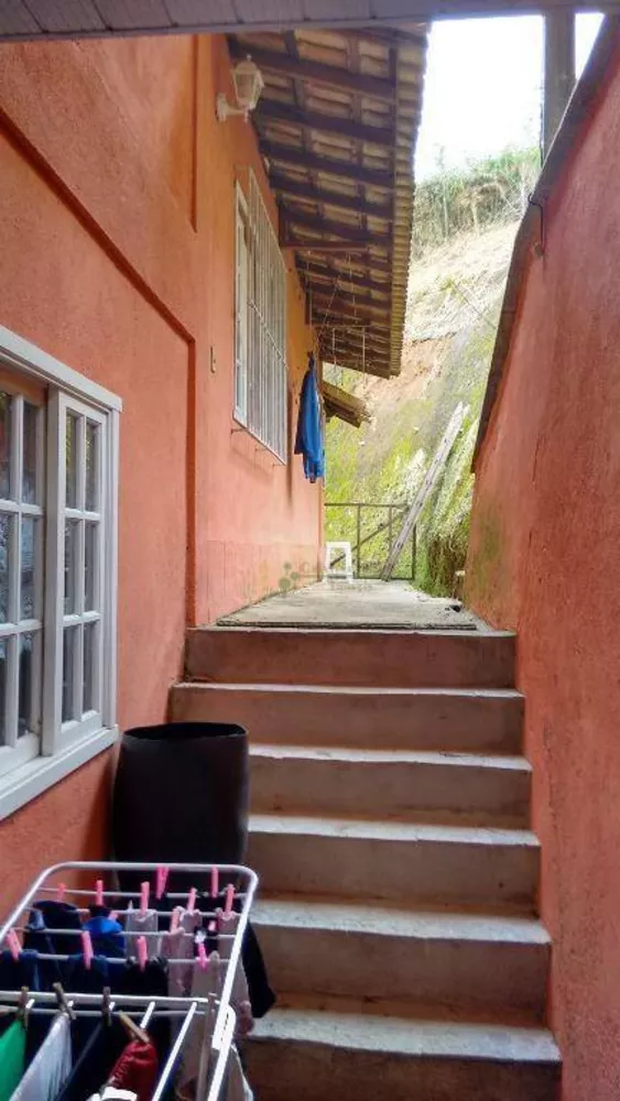 Casa, 4 quartos, 240 m² - Foto 30