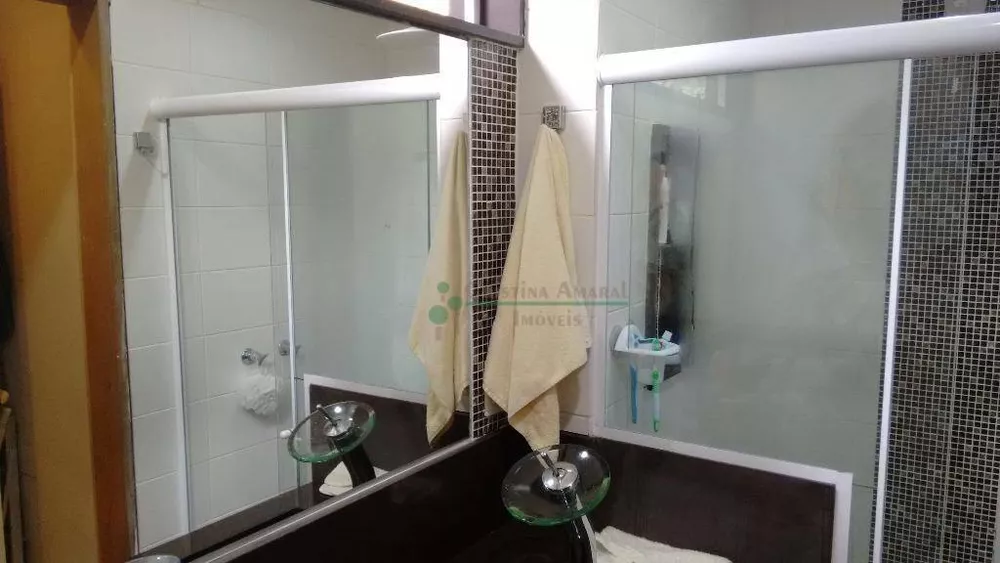 Casa, 4 quartos, 240 m² - Foto 22