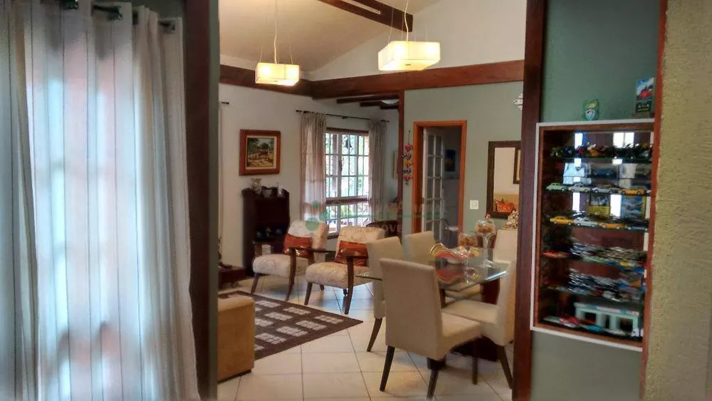 Casa, 4 quartos, 240 m² - Foto 10