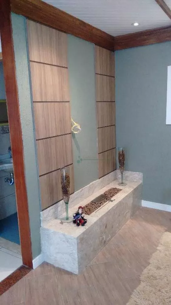 Casa, 4 quartos, 240 m² - Foto 9