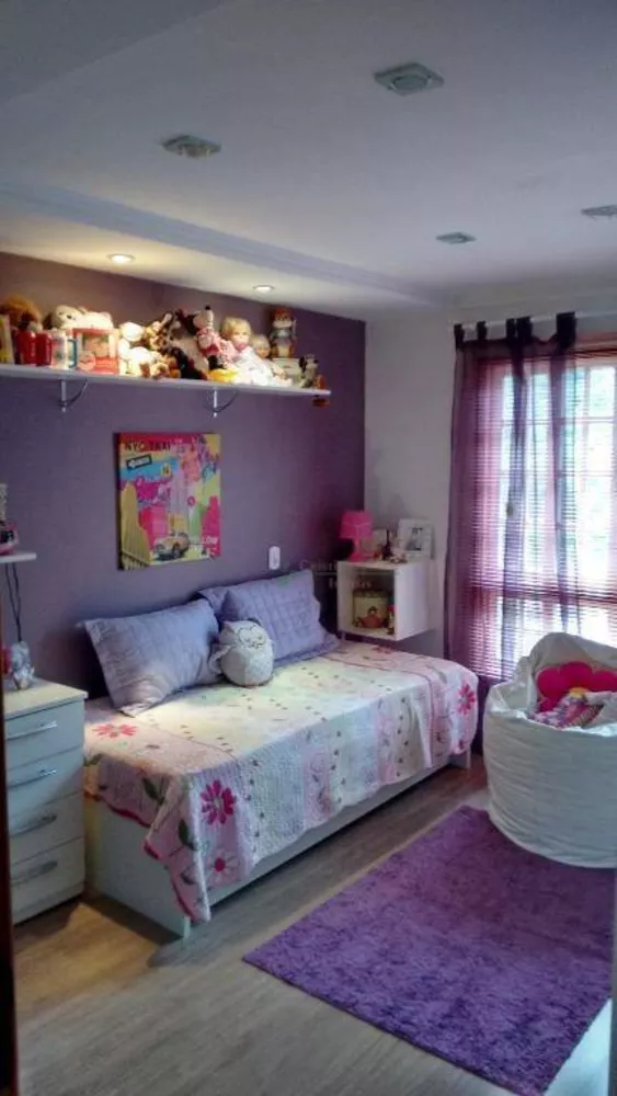 Casa, 4 quartos, 240 m² - Foto 25