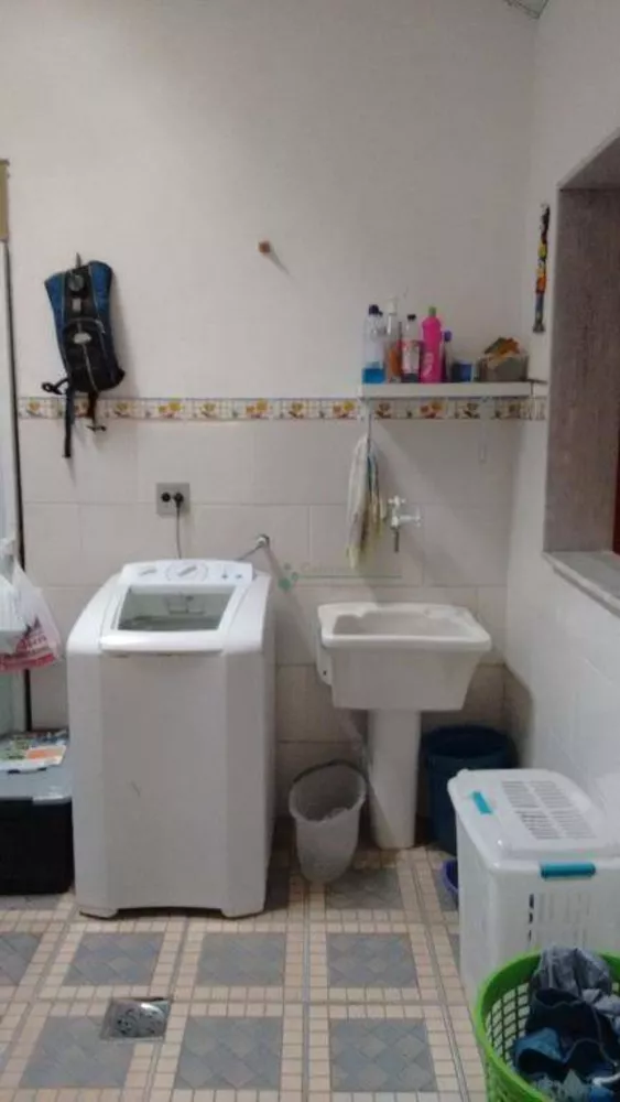 Casa, 4 quartos, 240 m² - Foto 29