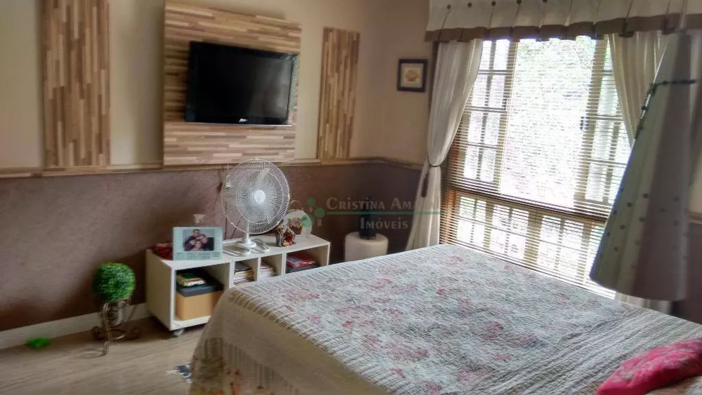 Casa, 4 quartos, 240 m² - Foto 20