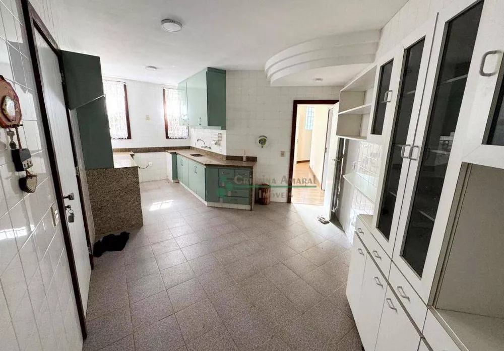 Casa, 6 quartos, 348 m² - Foto 7