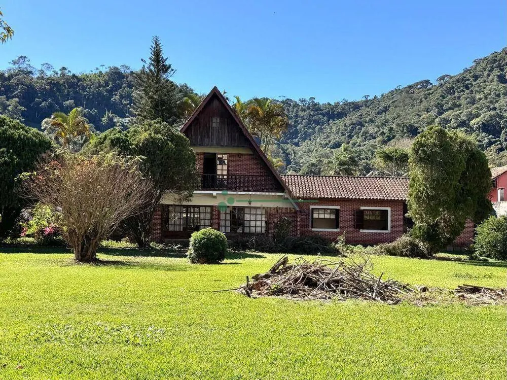 Casa, 4 quartos, 391 m² - Foto 1
