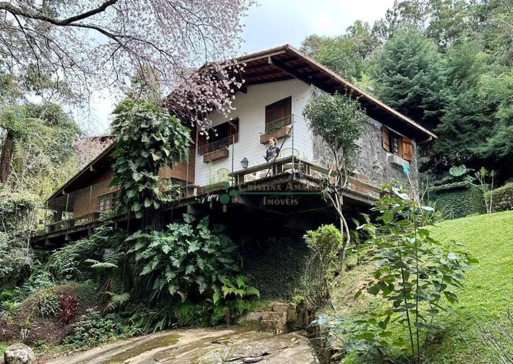 Sítio, 4 quartos, 3840 m² - Foto 1