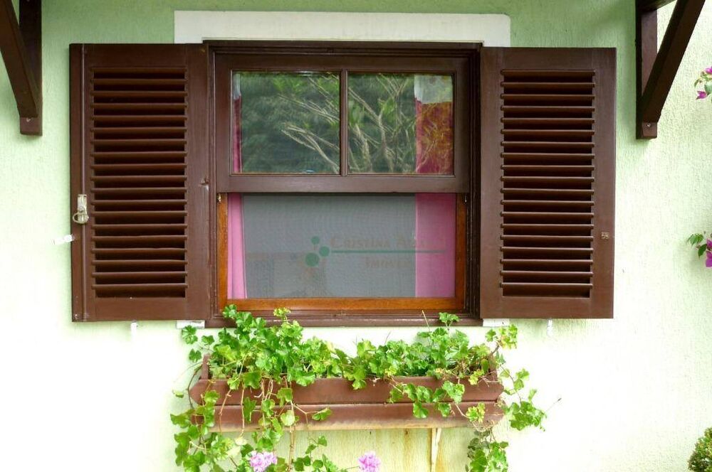 Casa à venda com 4 quartos, 190m² - Foto 3