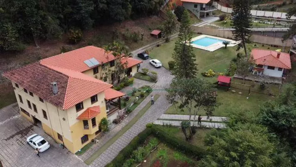 Casa, 9 quartos, 379 m² - Foto 1