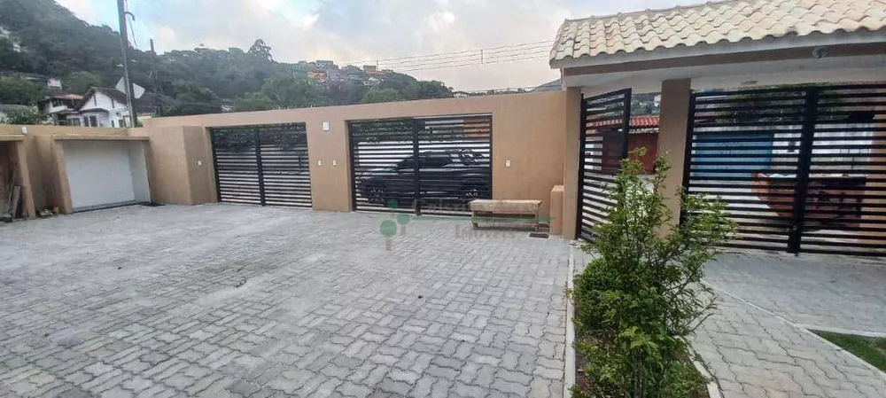 Casa de Condomínio à venda com 3 quartos, 116m² - Foto 2