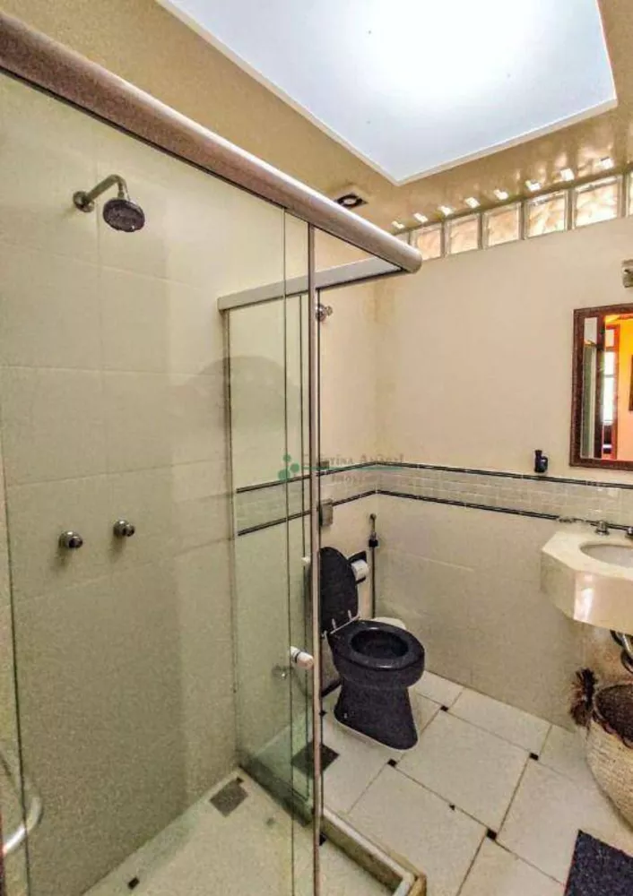 Casa, 3 quartos, 210 m² - Foto 8