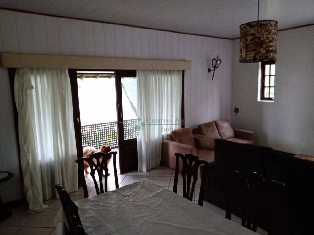 Casa, 5 quartos, 270 m² - Foto 2